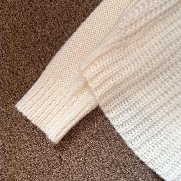 NWT Express Cream Cowl Neck Sweater - Picture 9 of 9